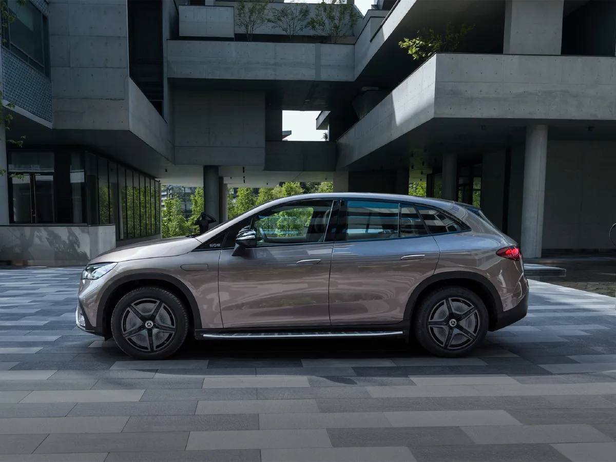 Mercedes-Benz EQE SUV,autocango,china used car exporter,china ev exporter,chinese used car exporter,chinese used ev exporter