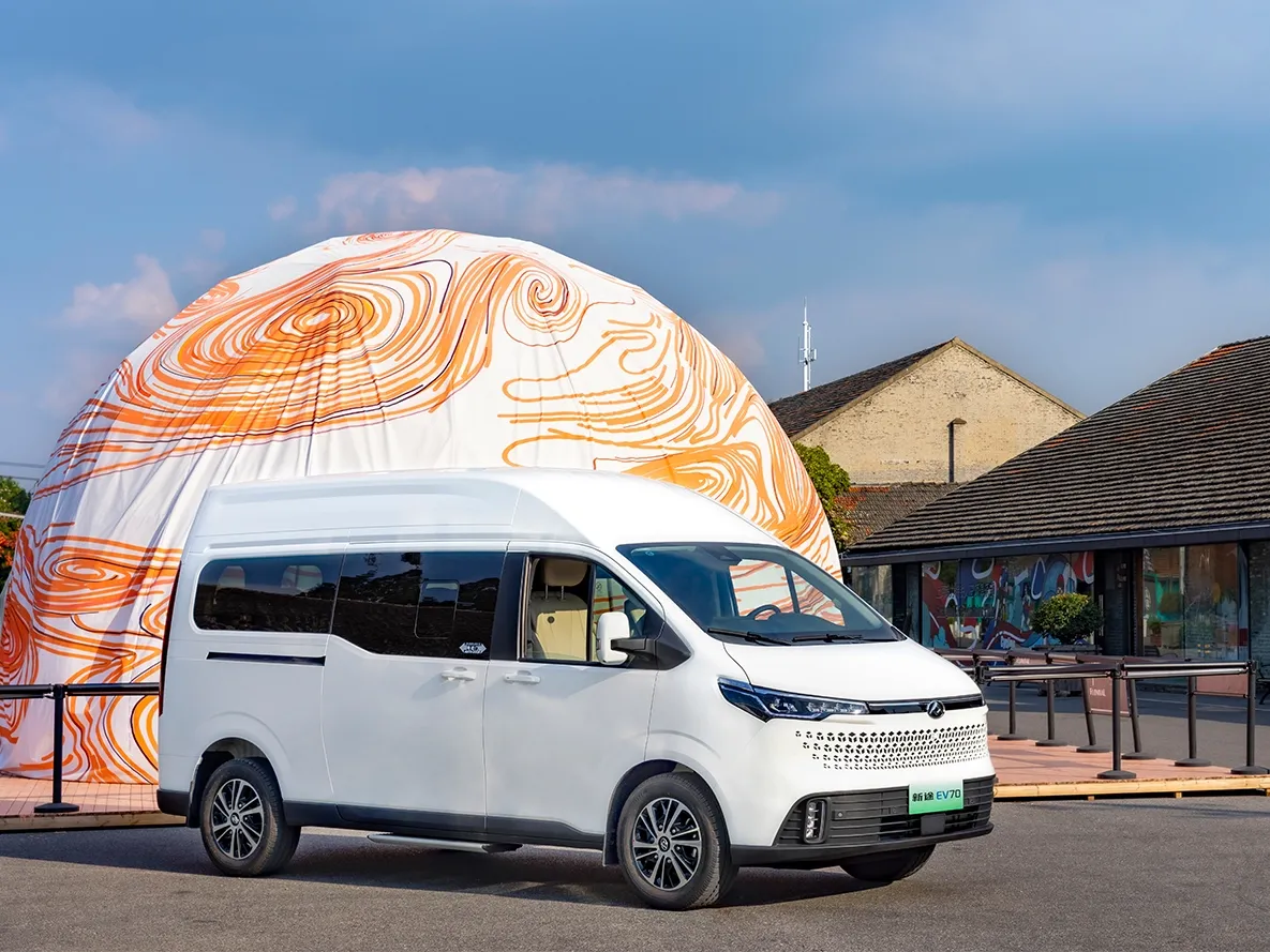 2024 MAXUS XinTu EV70 BEV 88KWH,autocango,china used car exporter,china ev exporter,chinese used car exporter,chinese used ev exporter