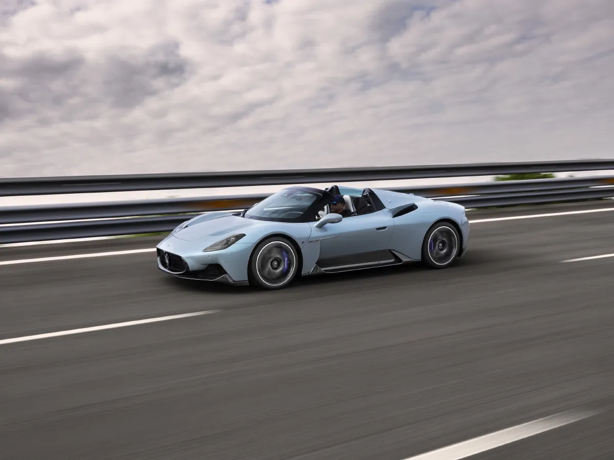 Maserati MC20,autocango,china used car exporter,china ev exporter,chinese used car exporter,chinese used ev exporter