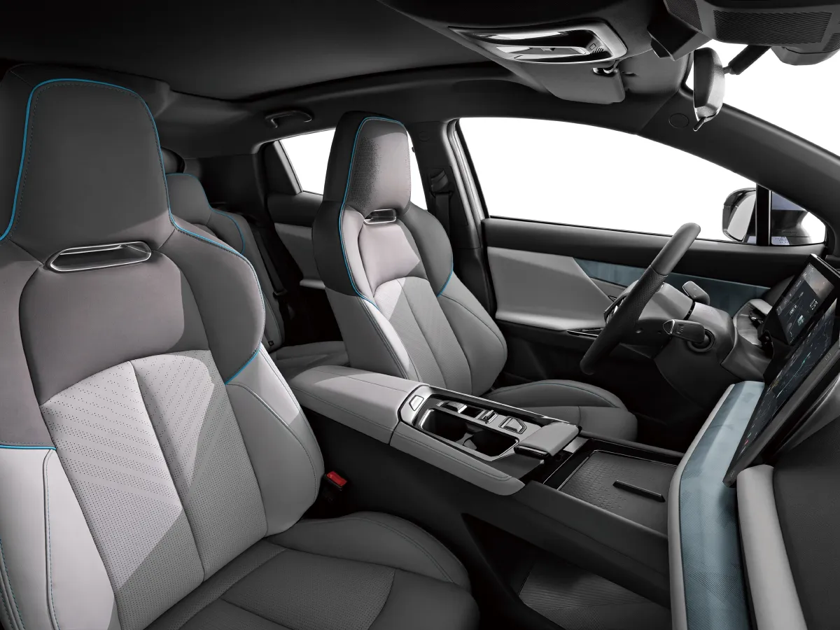 ChangAn UNI-T,autocango,china used car exporter,china ev exporter,chinese used car exporter,chinese used ev exporter