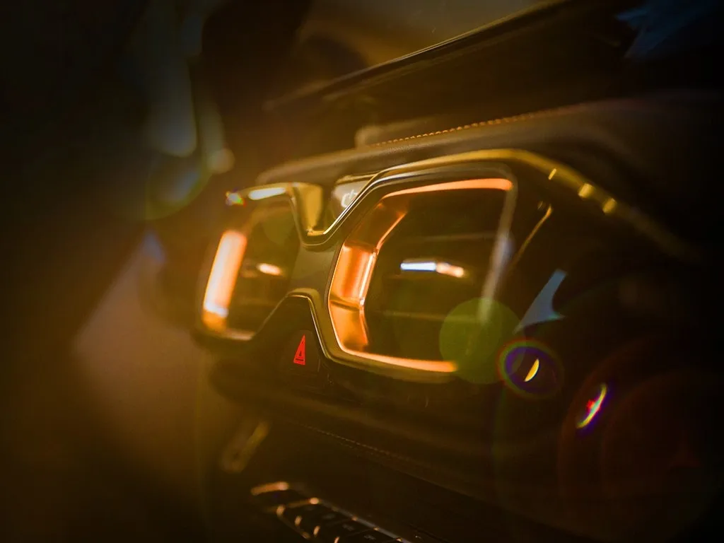 Geely Okavango,autocango,china used car exporter,china ev exporter,chinese used car exporter,chinese used ev exporter