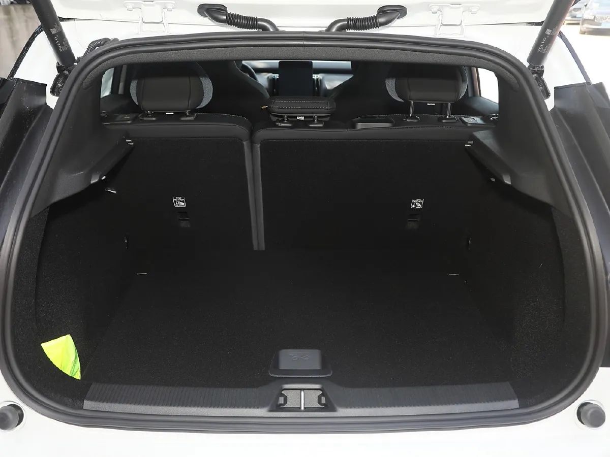 Volvo EX30,autocango,china used car exporter,china ev exporter,chinese used car exporter,chinese used ev exporter