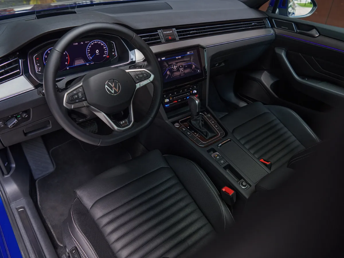 Volkswagen Alltrack,autocango,china used car exporter,china ev exporter,chinese used car exporter,chinese used ev exporter