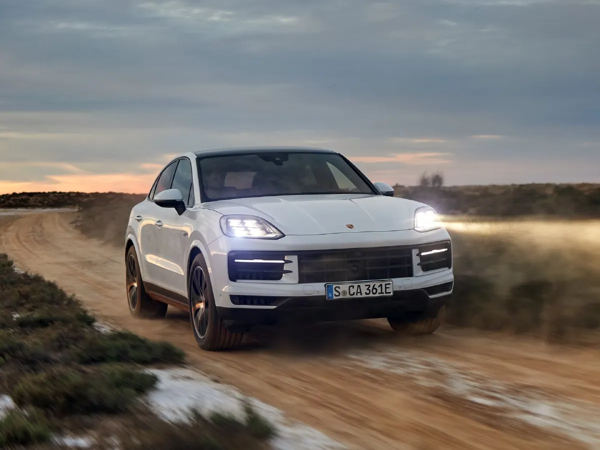 Porsche Cayenne,autocango,china used car exporter,china ev exporter,chinese used car exporter,chinese used ev exporter