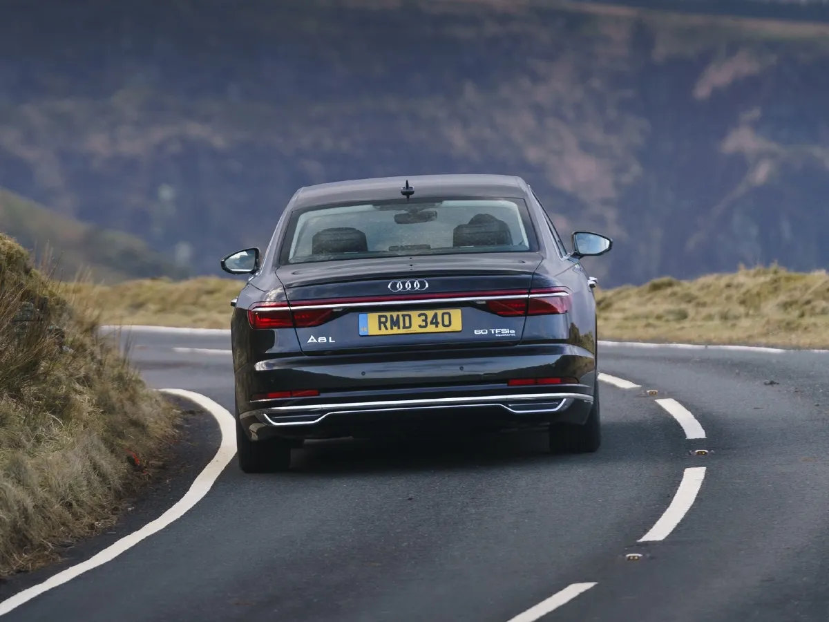 Audi A8,autocango,china used car exporter,china ev exporter,chinese used car exporter,chinese used ev exporter