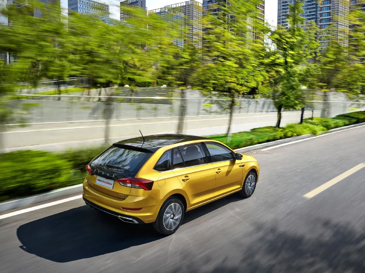 Skoda Rapid Spaceback,autocango,china used car exporter,china ev exporter,chinese used car exporter,chinese used ev exporter