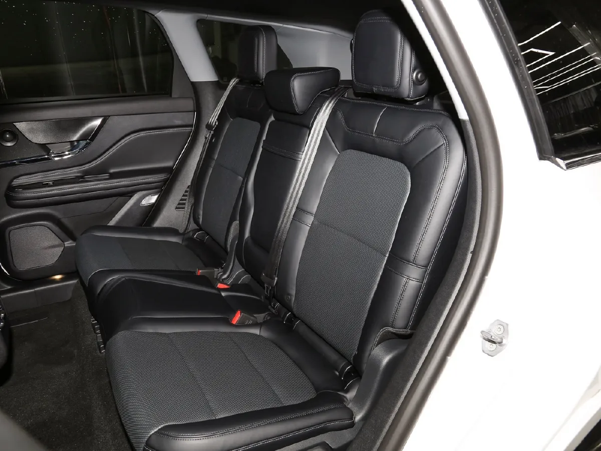 Lincoln Corsair,autocango,china used car exporter,china ev exporter,chinese used car exporter,chinese used ev exporter