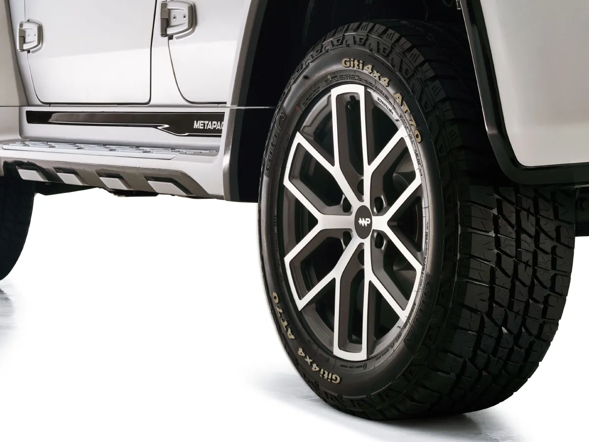 Beijing BJ40,autocango,china used car exporter,china ev exporter,chinese used car exporter,chinese used ev exporter