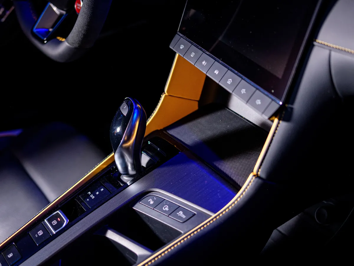 MG MG6,autocango,china used car exporter,china ev exporter,chinese used car exporter,chinese used ev exporter