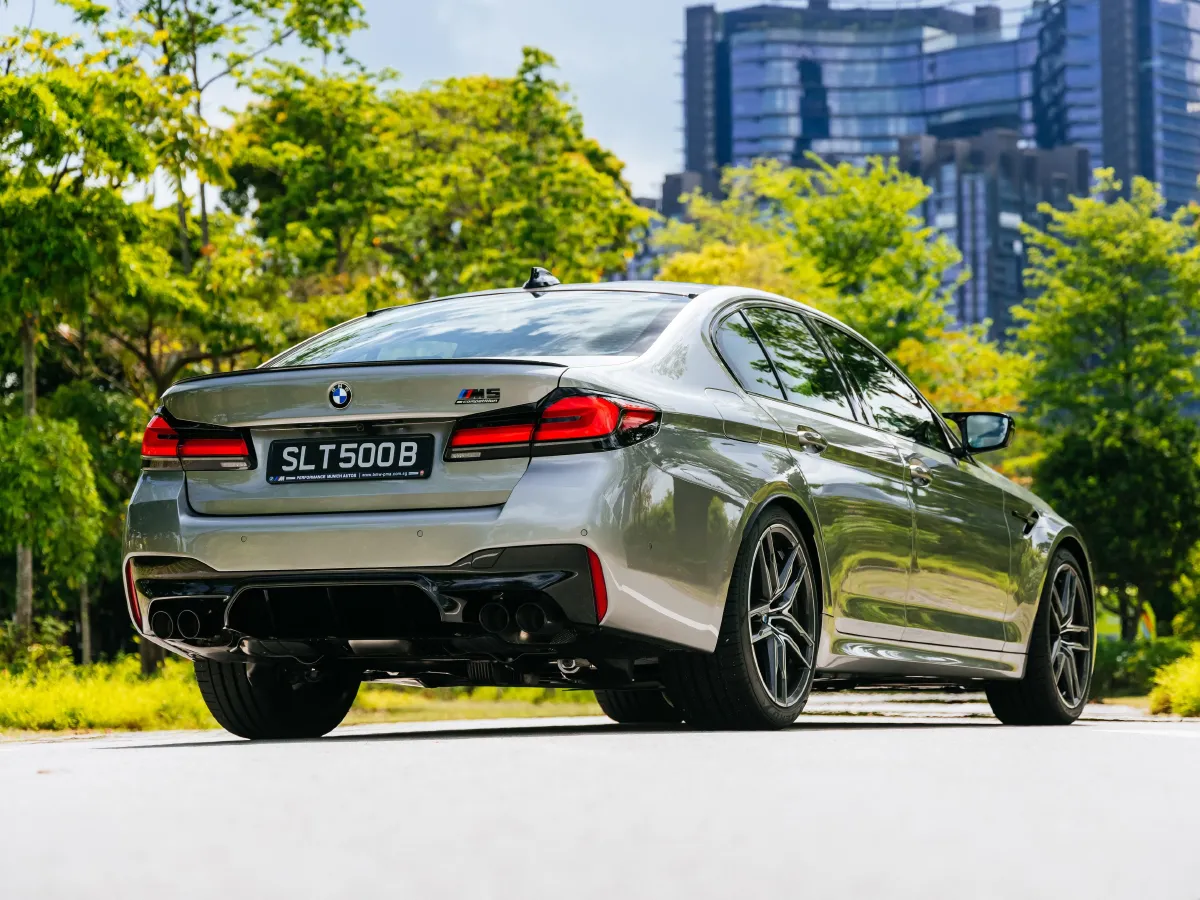 2012 BMW M5 4.4T 560HP V8 7DCT,autocango,china used car exporter,china ev exporter,chinese used car exporter,chinese used ev exporter