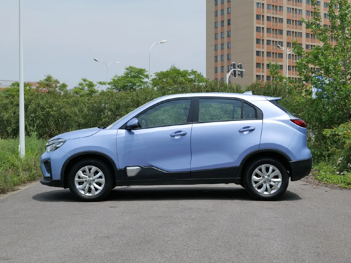 DongFeng Aeolus AX4,autocango,china used car exporter,china ev exporter,chinese used car exporter,chinese used ev exporter