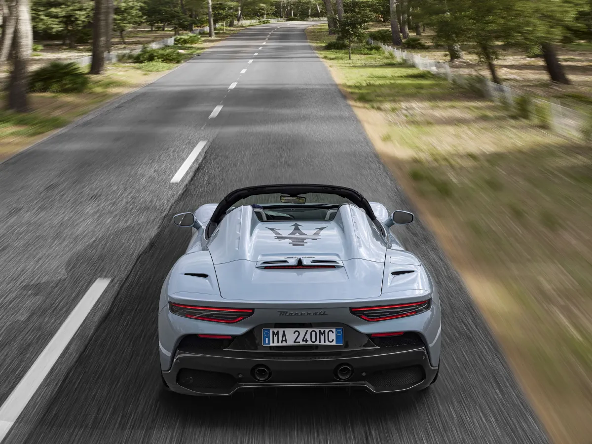 Maserati MC20,autocango,china used car exporter,china ev exporter,chinese used car exporter,chinese used ev exporter