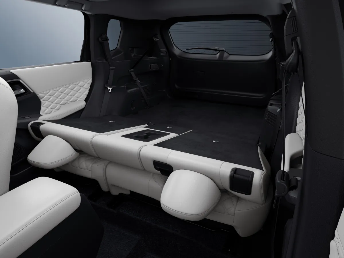 Mitsubishi Outlander,autocango,china used car exporter,china ev exporter,chinese used car exporter,chinese used ev exporter