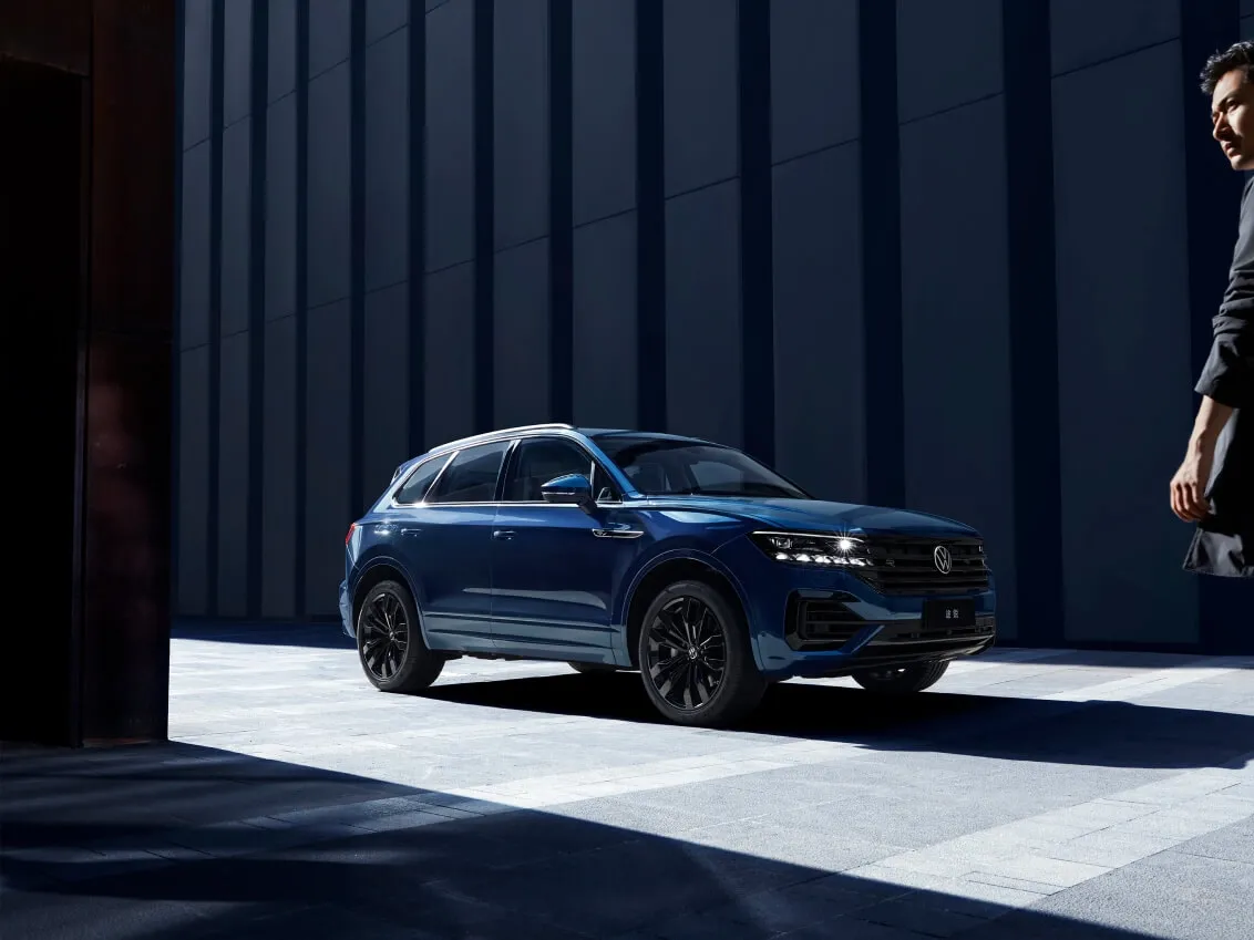 Volkswagen Touareg,autocango,china used car exporter,china ev exporter,chinese used car exporter,chinese used ev exporter