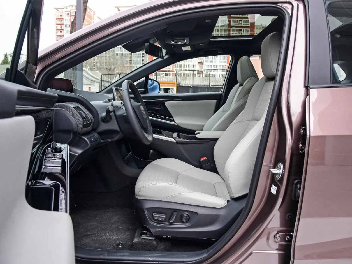 Toyota bZ4X,autocango,china used car exporter,china ev exporter,chinese used car exporter,chinese used ev exporter