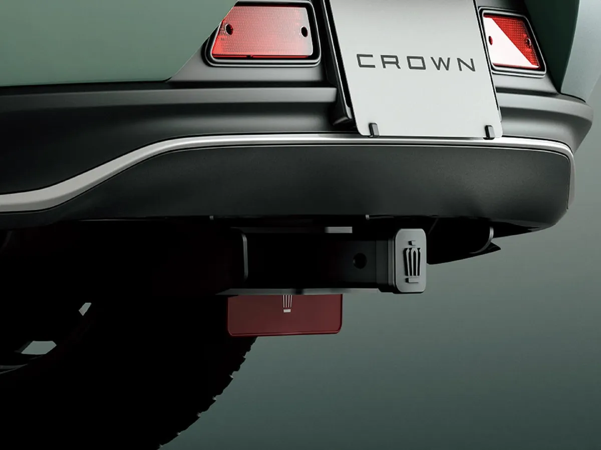 Toyota Crown,autocango,china used car exporter,china ev exporter,chinese used car exporter,chinese used ev exporter