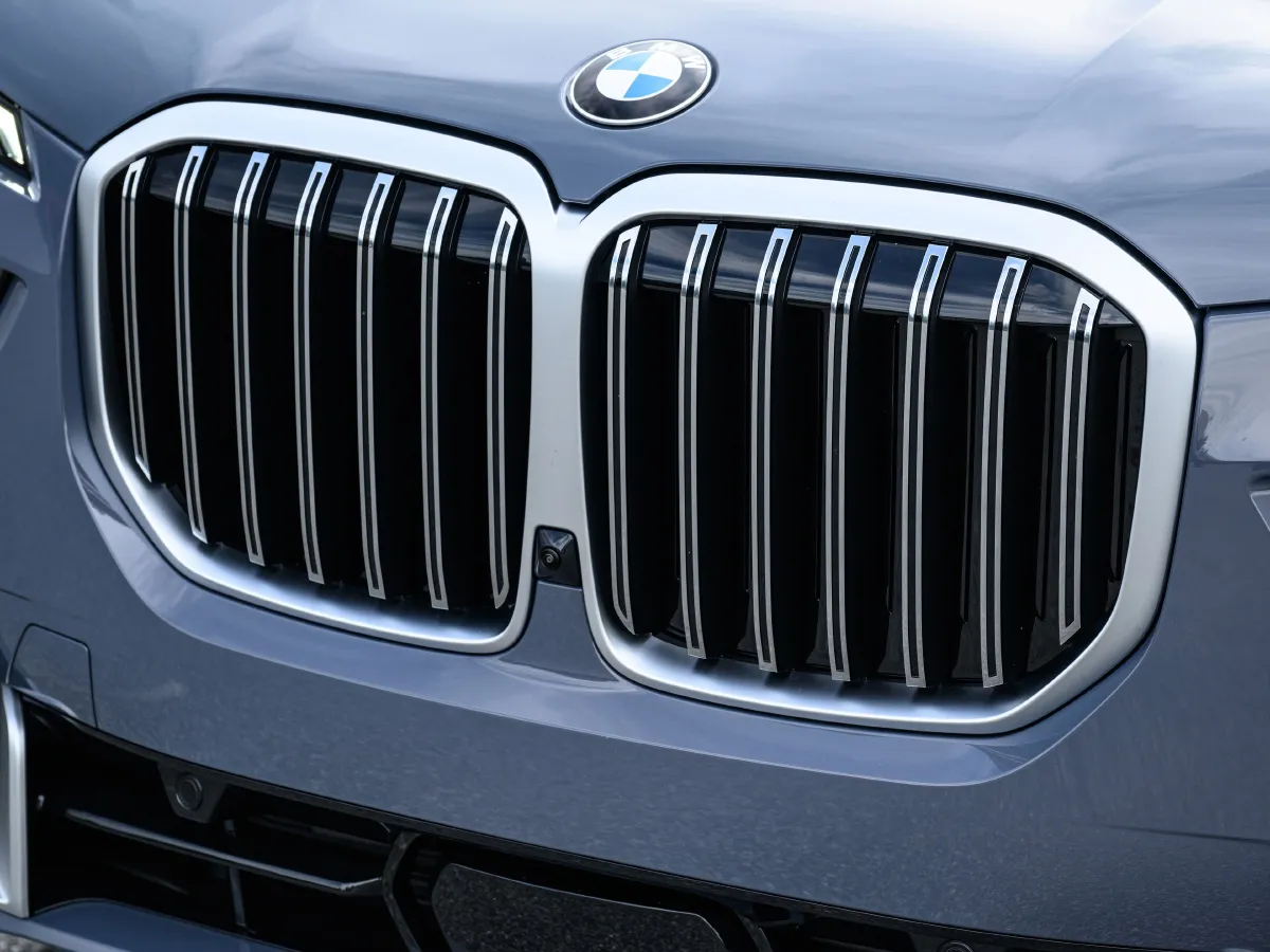 BMW X7,autocango,china used car exporter,china ev exporter,chinese used car exporter,chinese used ev exporter