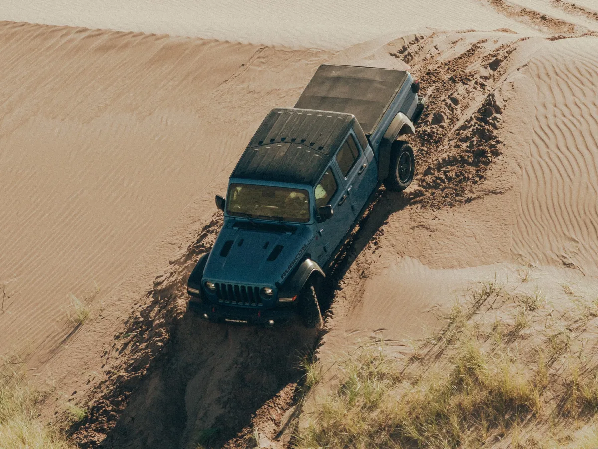 Jeep Gladiator,autocango,china used car exporter,china ev exporter,chinese used car exporter,chinese used ev exporter Jeep Gladiator,autocango,china used car exporter,china ev exporter,chinese used car exporter,chinese used ev exporter