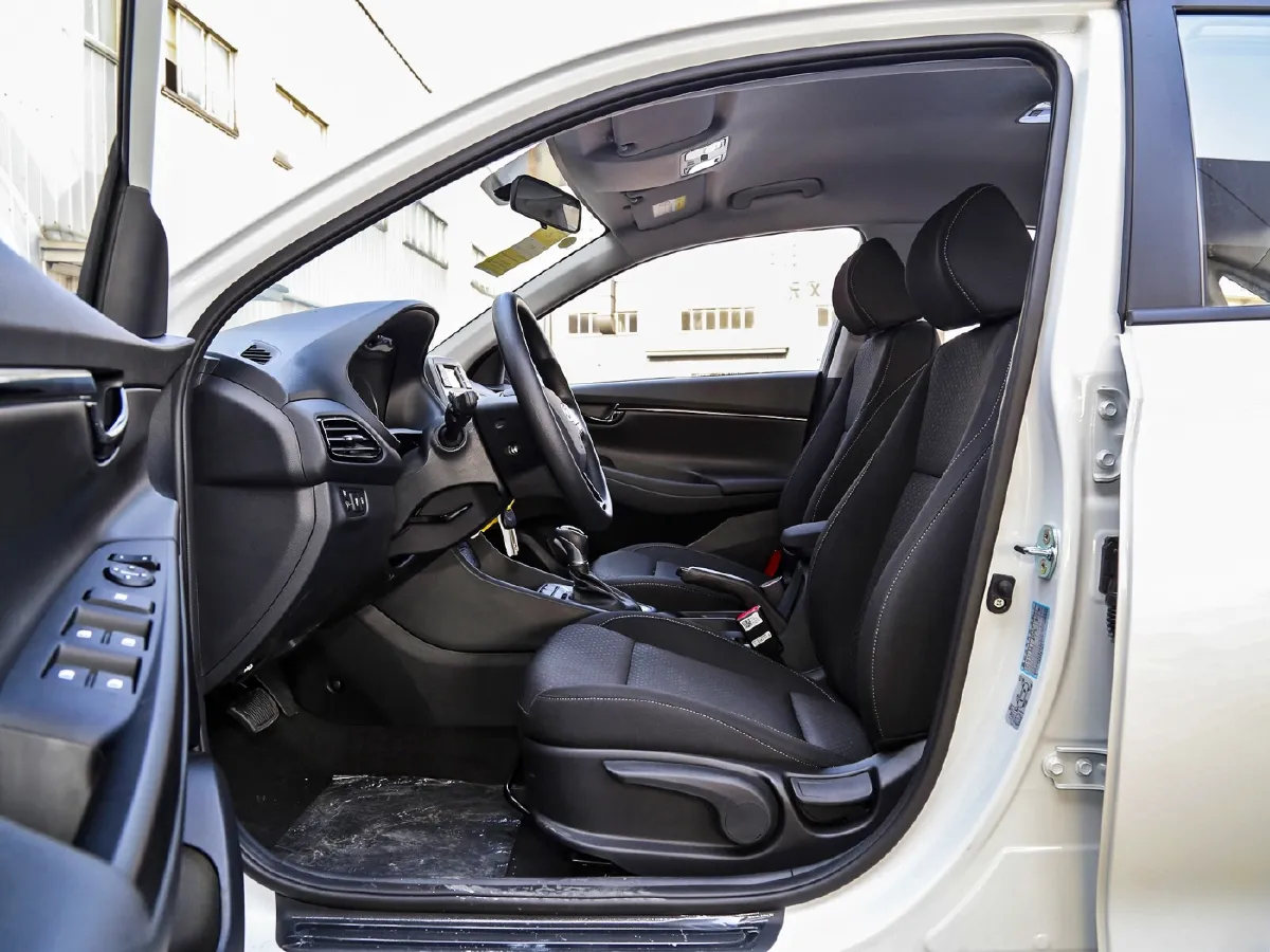 Hyundai Celesta,autocango,china used car exporter,china ev exporter,chinese used car exporter,chinese used ev exporter