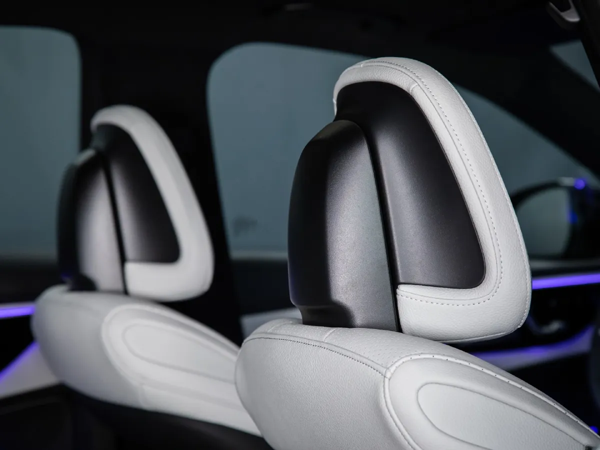 Mercedes-Benz C Class,autocango,china used car exporter,china ev exporter,chinese used car exporter,chinese used ev exporter