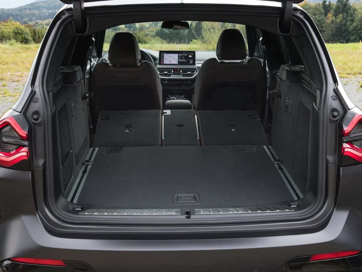 BMW X3,autocango,china used car exporter,china ev exporter,chinese used car exporter,chinese used ev exporter