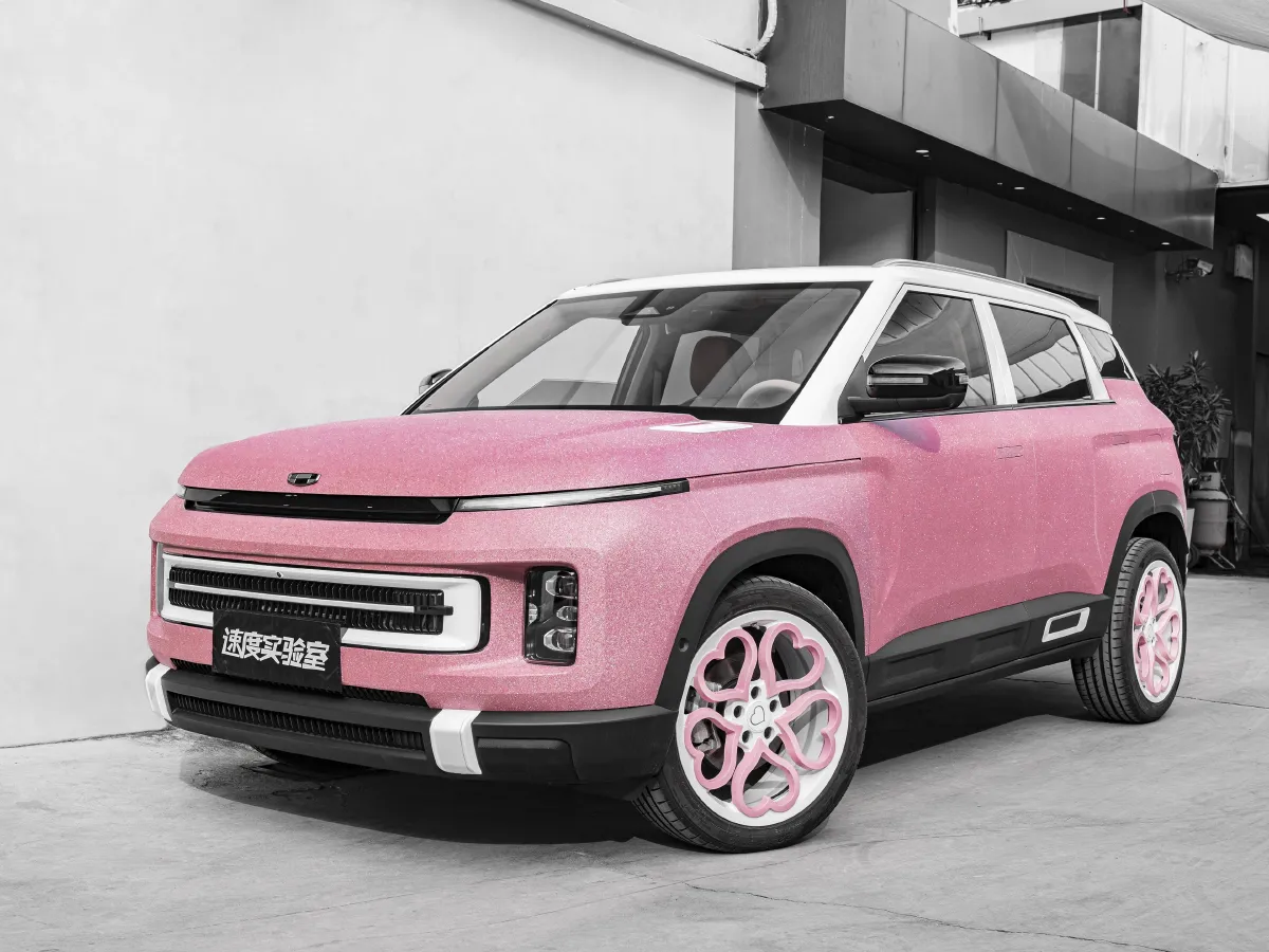 Geely ICON,autocango,china used car exporter,china ev exporter,chinese used car exporter,chinese used ev exporter