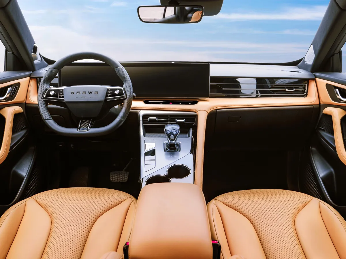 Roewe RX5,autocango,china used car exporter,china ev exporter,chinese used car exporter,chinese used ev exporter