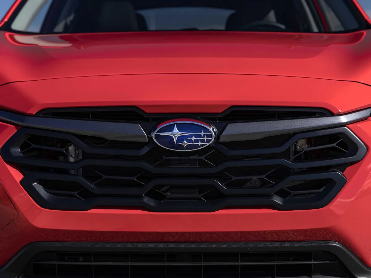 Subaru Crosstrek,autocango,china used car exporter,china ev exporter,chinese used car exporter,chinese used ev exporter