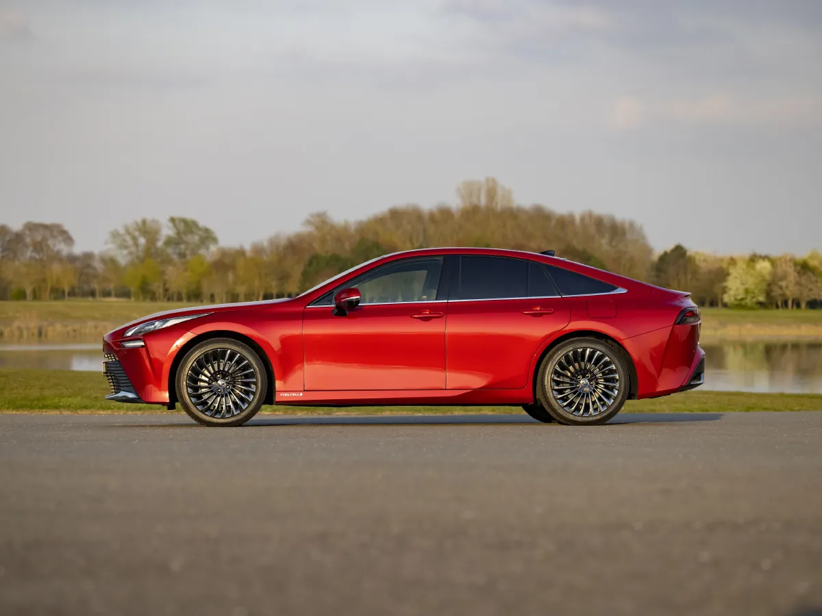 2023 Toyota Mirai,autocango,china used car exporter,china ev exporter,chinese used car exporter,chinese used ev exporter