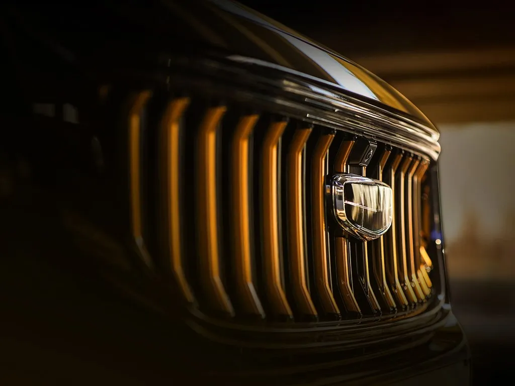 Geely Okavango,autocango,china used car exporter,china ev exporter,chinese used car exporter,chinese used ev exporter