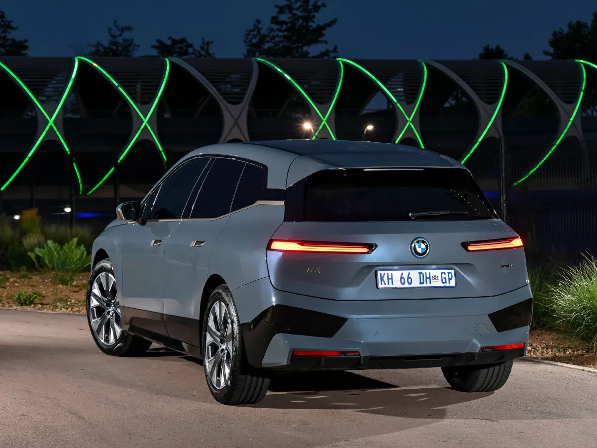 BMW iX,autocango,china used car exporter,china ev exporter,chinese used car exporter,chinese used ev exporter