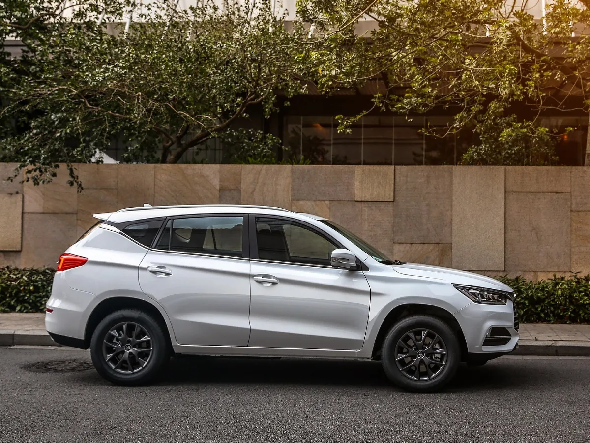 BYD Song,autocango,china used car exporter,china ev exporter,chinese used car exporter,chinese used ev exporter