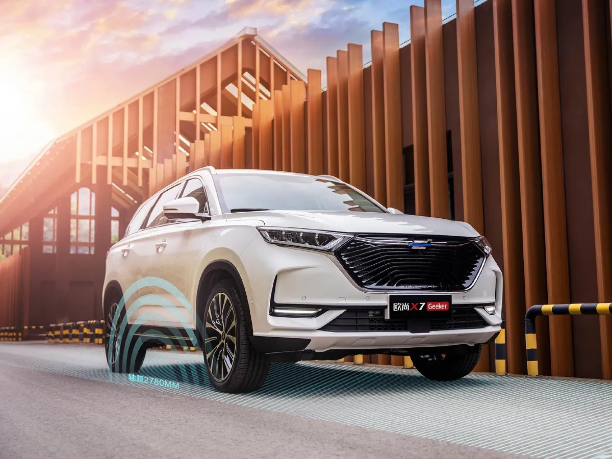 2021 ChangAn Oshan X7 1.5T 178HP L4 6MT,autocango,china used car exporter,china ev exporter,chinese used car exporter,chinese used ev exporter