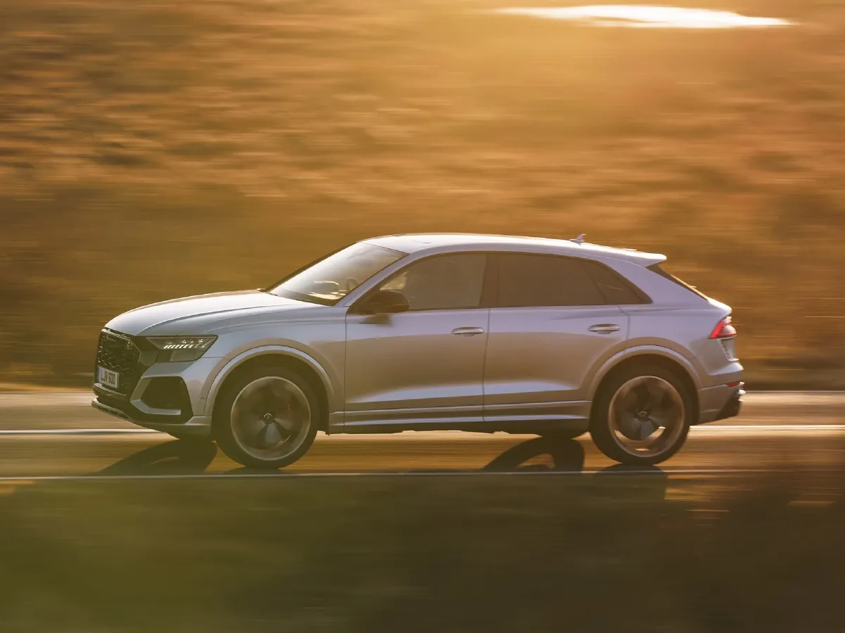 Audi RS Q8,autocango,china used car exporter,china ev exporter,chinese used car exporter,chinese used ev exporter