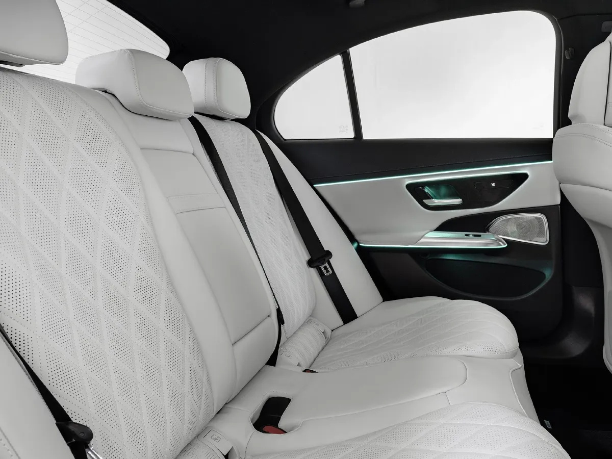 Mercedes-Benz E Class,autocango,china used car exporter,china ev exporter,chinese used car exporter,chinese used ev exporter