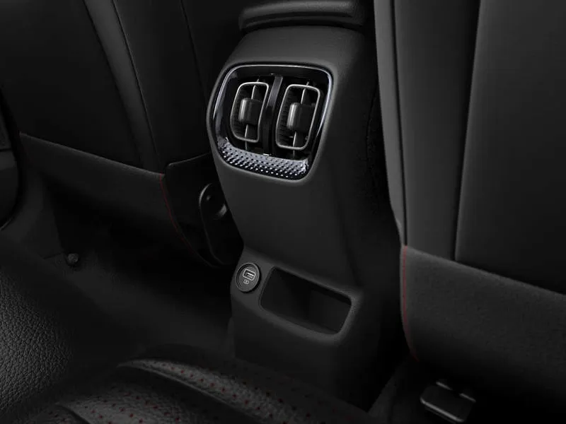 Kia Sonet,autocango,china used car exporter,china ev exporter,chinese used car exporter,chinese used ev exporter