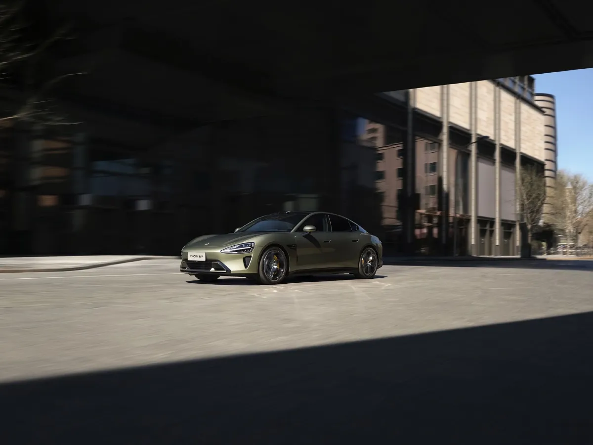 MI SU7,autocango,china used car exporter,china ev exporter,chinese used car exporter,chinese used ev exporter