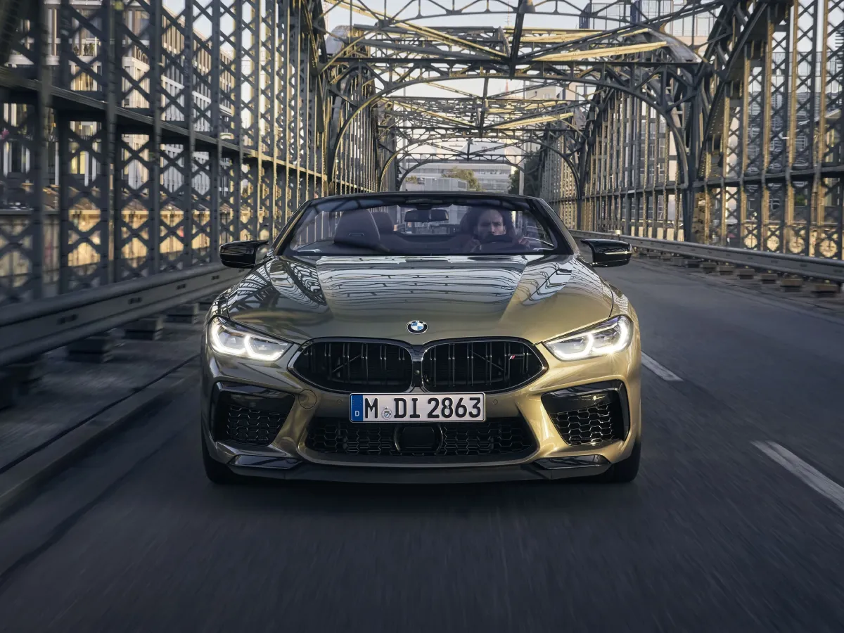 BMW M8,autocango,china used car exporter,china ev exporter,chinese used car exporter,chinese used ev exporter