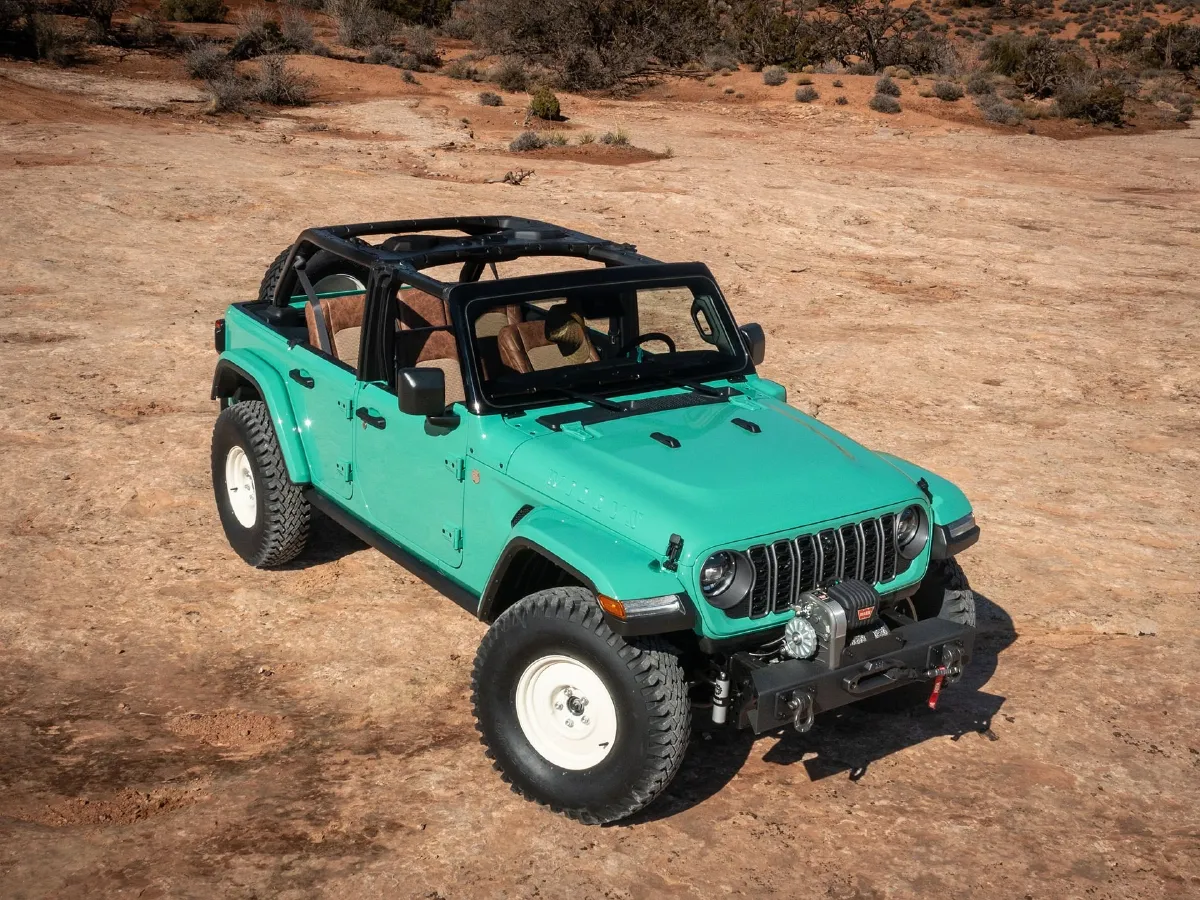 2015 Jeep Wrangler 2.8T 200HP L4 5AT,autocango,china used car exporter,china ev exporter,chinese used car exporter,chinese used ev exporter