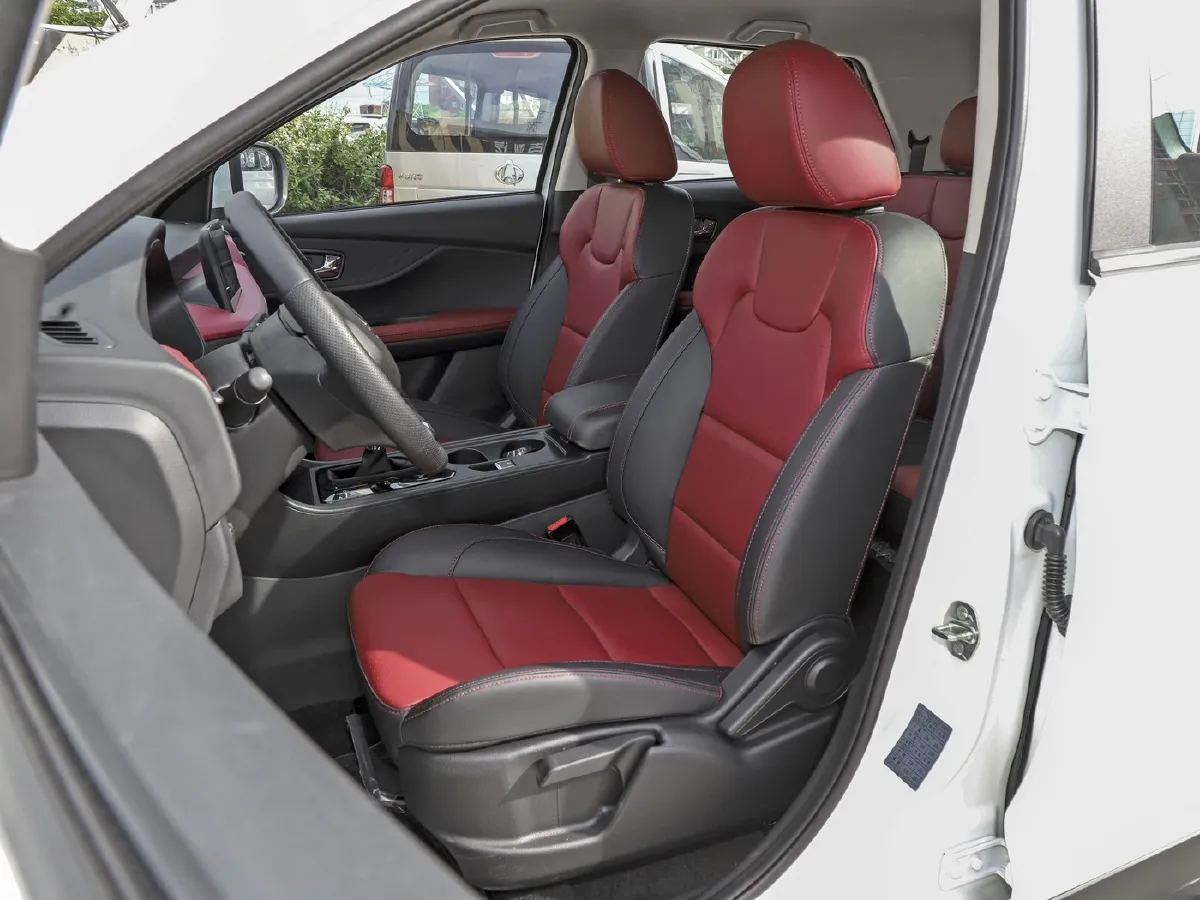 DongFeng Fengon Fengon S560,autocango,china used car exporter,china ev exporter,chinese used car exporter,chinese used ev exporter