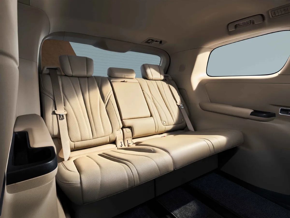 Buick Century,autocango,china used car exporter,china ev exporter,chinese used car exporter,chinese used ev exporter