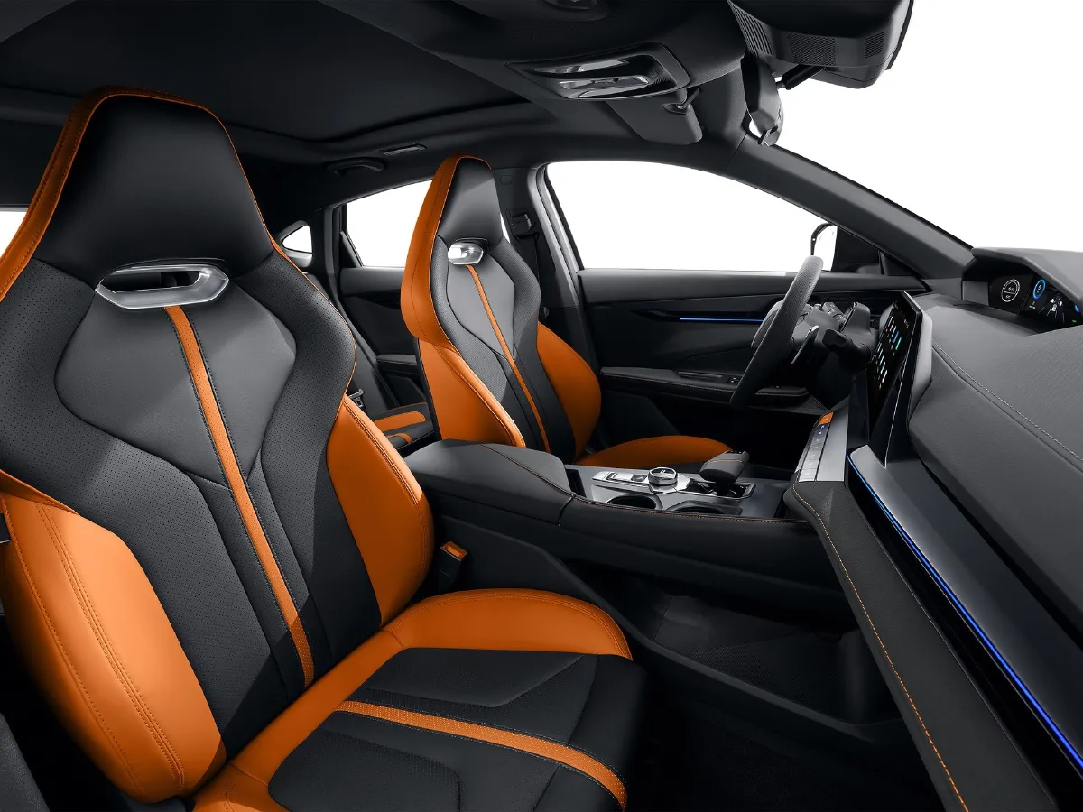 ChangAn UNI-V,autocango,china used car exporter,china ev exporter,chinese used car exporter,chinese used ev exporter