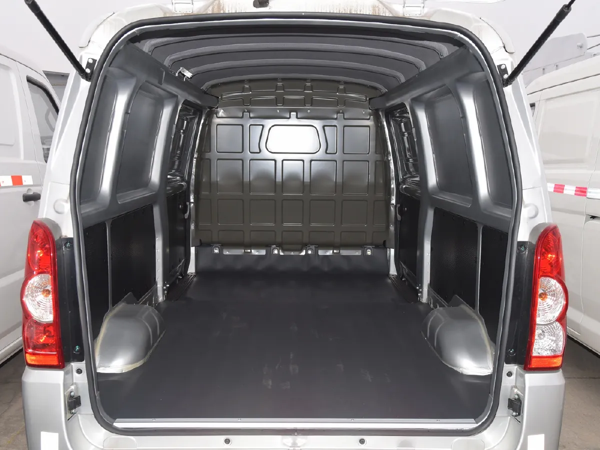 WuLing EV50,autocango,china used car exporter,china ev exporter,chinese used car exporter,chinese used ev exporter