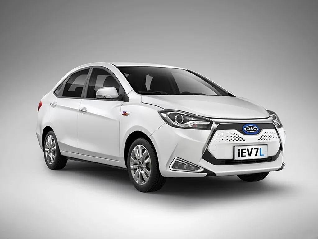 2024 JAC iEV7 BEV 33.2KWH,autocango,china used car exporter,china ev exporter,chinese used car exporter,chinese used ev exporter