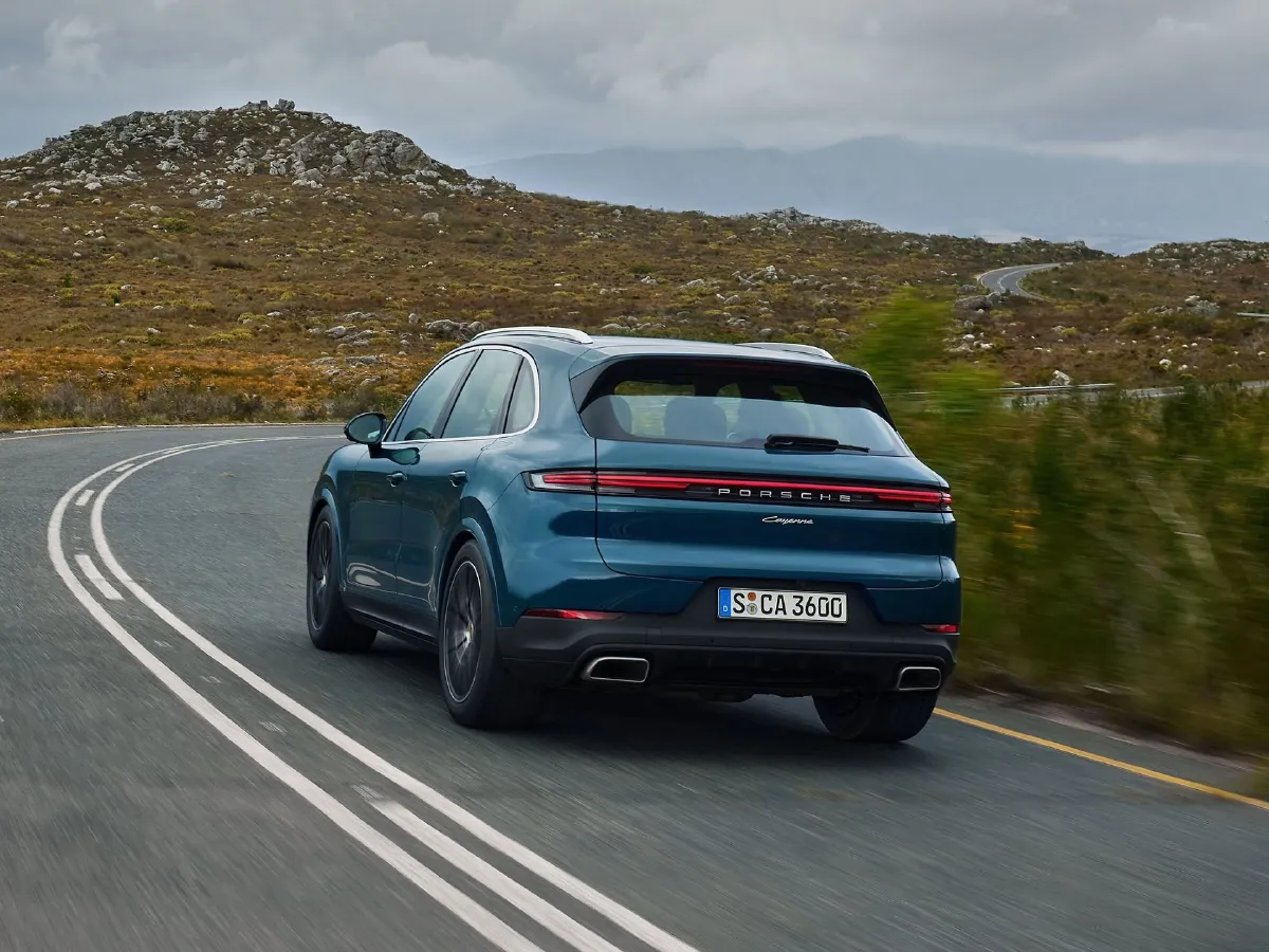 Porsche Cayenne,autocango,china used car exporter,china ev exporter,chinese used car exporter,chinese used ev exporter