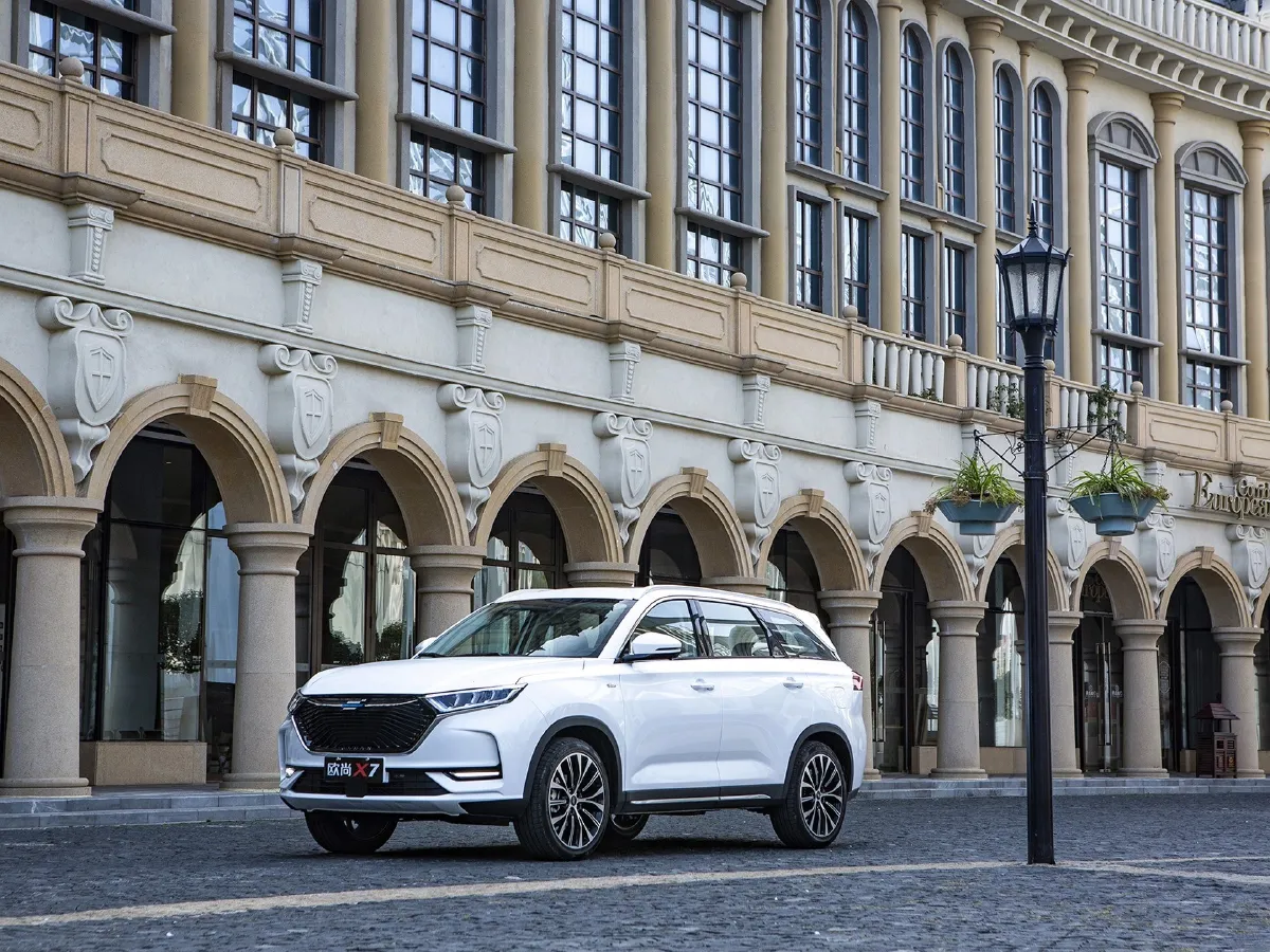 2021 ChangAn Oshan X7 1.5T 178HP L4 6MT,autocango,china used car exporter,china ev exporter,chinese used car exporter,chinese used ev exporter