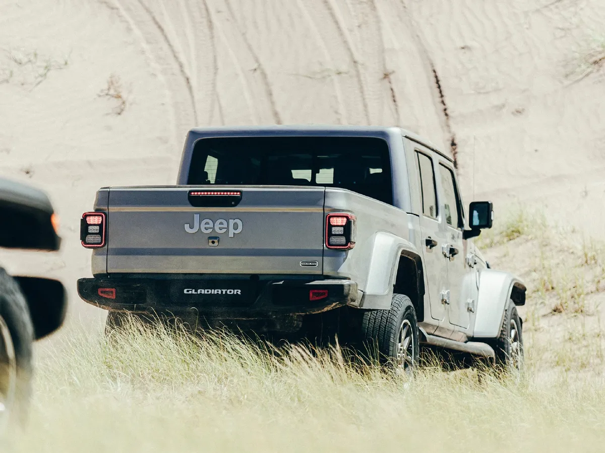 Jeep Gladiator,autocango,china used car exporter,china ev exporter,chinese used car exporter,chinese used ev exporter Jeep Gladiator,autocango,china used car exporter,china ev exporter,chinese used car exporter,chinese used ev exporter