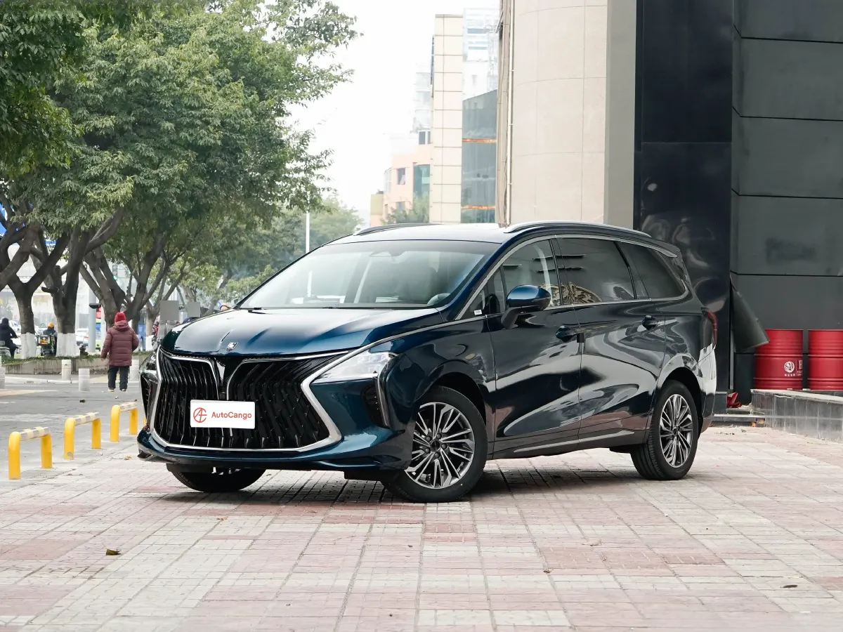 DongFeng Forthing Yacht,autocango,china used car exporter,china ev exporter,chinese used car exporter,chinese used ev exporter