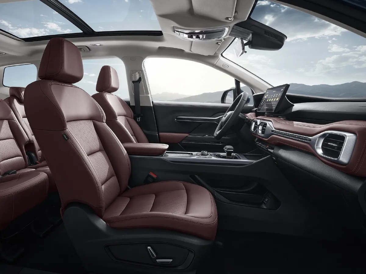 Geely Okavango,autocango,china used car exporter,china ev exporter,chinese used car exporter,chinese used ev exporter