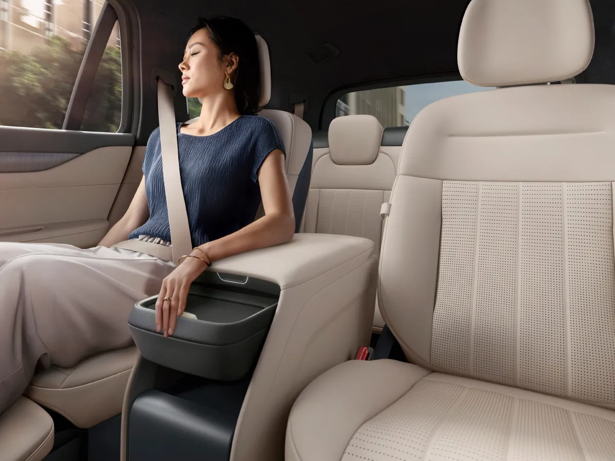 NIO ES8,autocango,china used car exporter,china ev exporter,chinese used car exporter,chinese used ev exporter